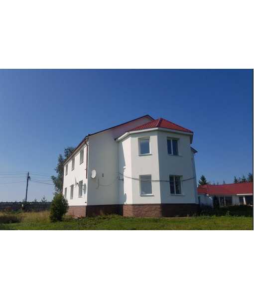 Коттедж 442.5 м2, з/у 3702 м2