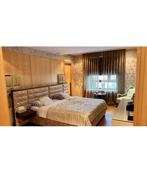 Квартира, 206,9 м2