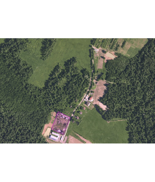 Земельный участок 7264 м2, здания и сооружения