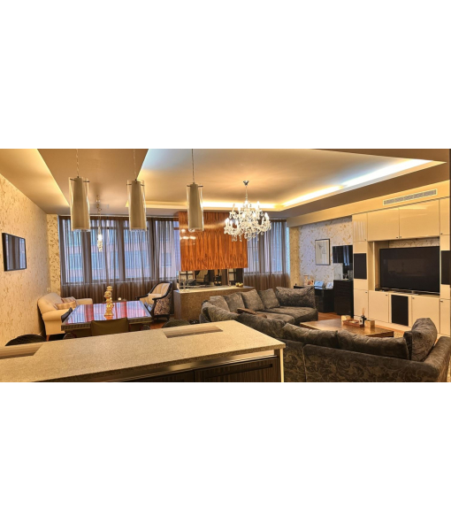 Квартира, 206,9 м2