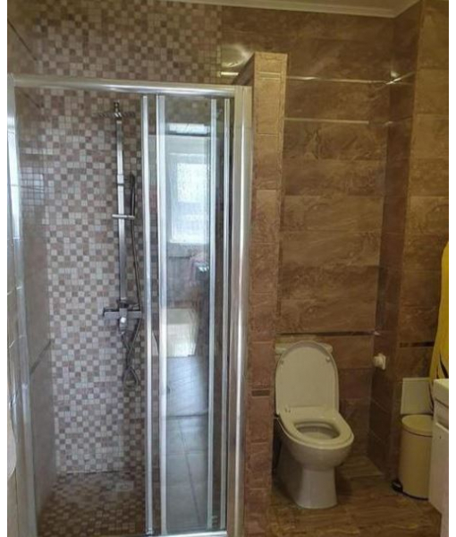 Коттедж 442.5 м2, з/у 3702 м2